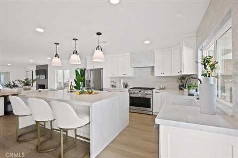 17805 Winterberry Street, Fountain Valley, CA 92708
