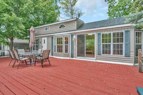 11 Lakeshore Drive, Wilmington, IL 60481