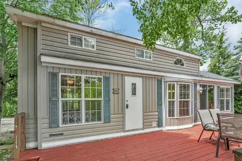 11 Lakeshore Drive, Wilmington, IL 60481