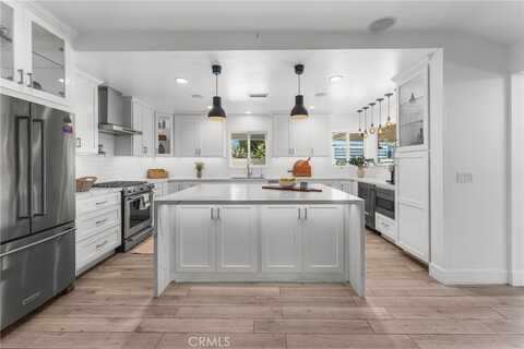 4674 Norton Place, Riverside, CA 92506
