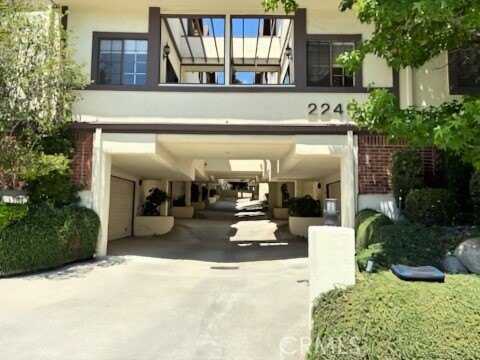 2249 Montrose Avenue, Montrose, CA 91020