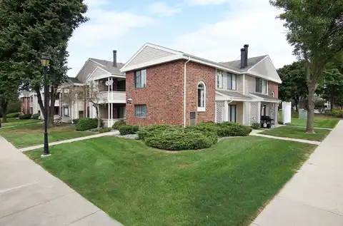 1607 Westminster Drive, Naperville, IL 60563