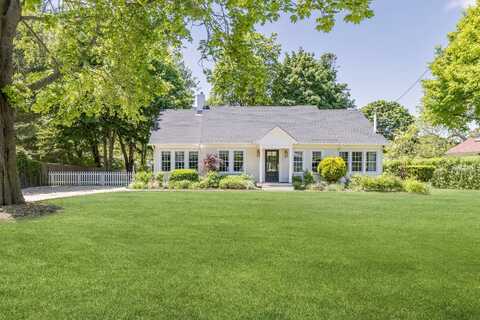 350 Skunk Lane, Cutchogue, NY 11935