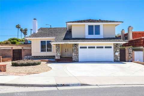 19382 Weymouth Lane, Huntington Beach, CA 92646