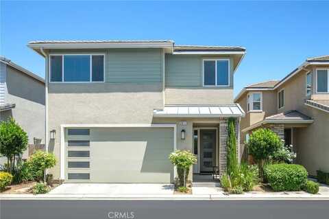 3611 Highclere Way, Clovis, CA 93619