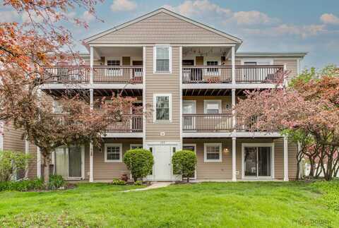 142 E Winchester Road, Libertyville, IL 60048
