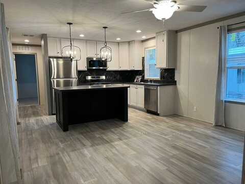 205 W Davis St, Fulton, IN 46931