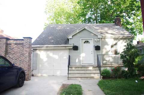 146 10th St, Staten Island, NY 10306