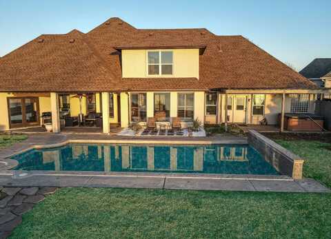 7623 Wyatt Lake Drive, Lawton, OK 73505