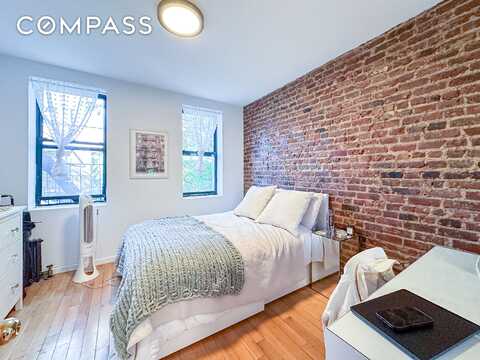 315 East 5th Street, New York, NY 10003