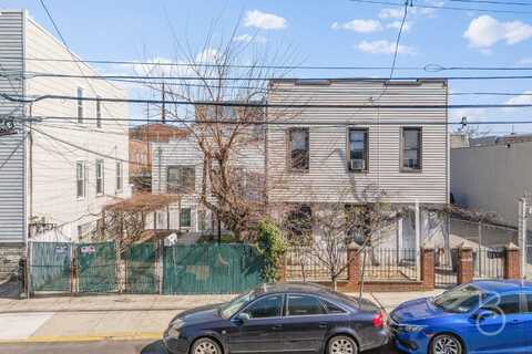 36-13 10th Street, Queens, NY 11106