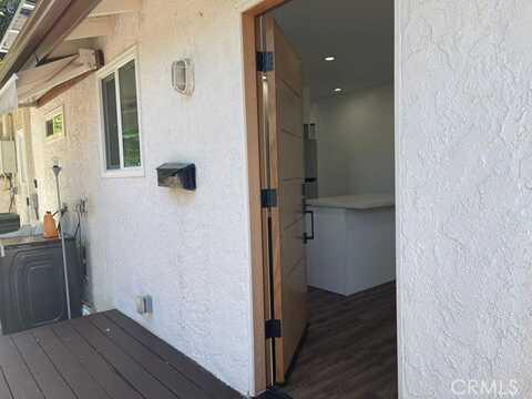 10053 Babbitt Avenue, Northridge, CA 91325