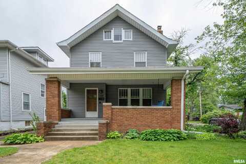 134 W HANSSLER Place, Peoria, IL 61604