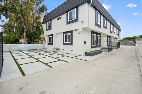 7010 Lennox Avenue A, Van Nuys, CA 91405