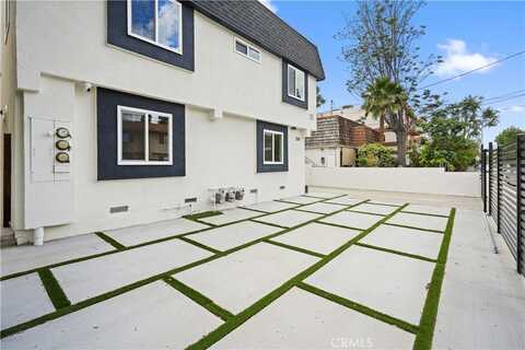 7010 Lennox Avenue A, Van Nuys, CA 91405