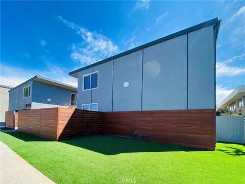11422 Iowa Avenue, Los Angeles, CA 90025
