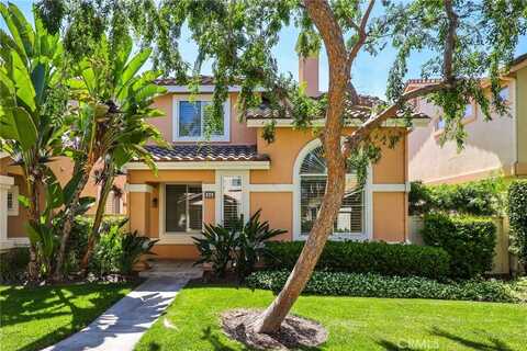 66 Avanzare, Irvine, CA 92606