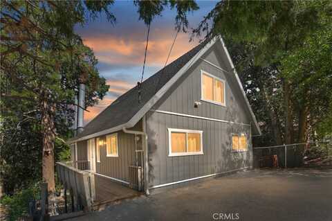 197 Weisshorn Drive, Crestline, CA 92325