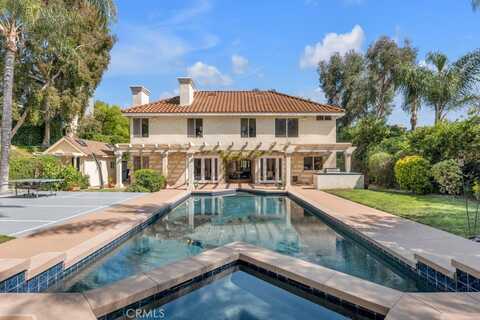 5445 Napoleon Avenue, Oak Park, CA 91377
