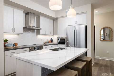 109 Towns Avenue, Upland, CA 91786