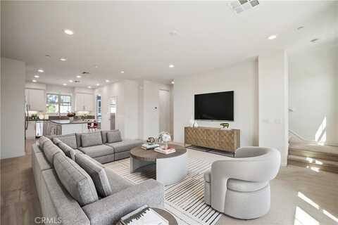 125 Mongoose, Irvine, CA 92618