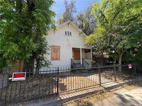 2726 E Washington Avenue, Fresno, CA 93701