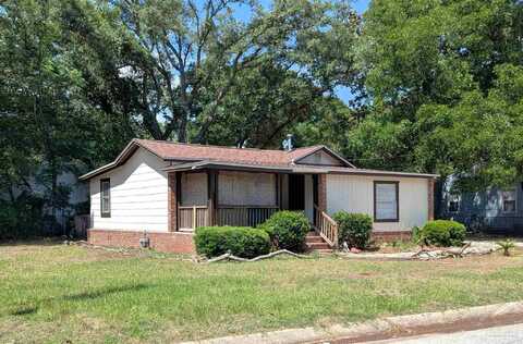 10 Kennington Dr, Pensacola, FL 32507