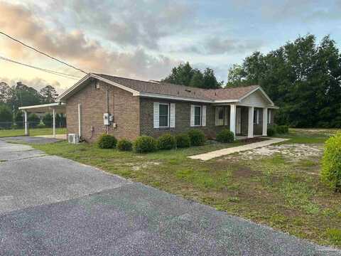 4560 Woodbine Rd, Pace, FL 32571