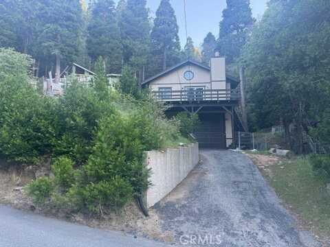 968 Lausanne Drive, Crestline, CA 92325