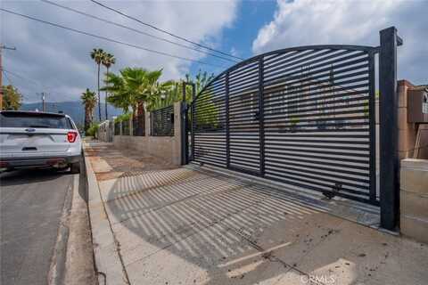 10404 Jardine Avenue, Sunland, CA 91040