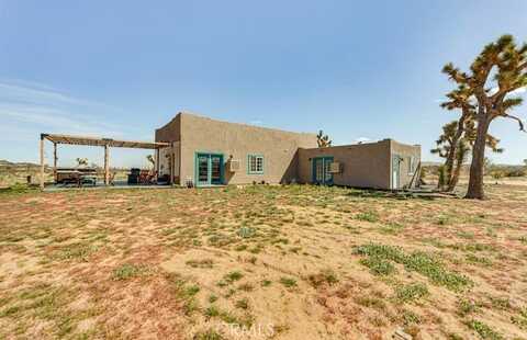 58725 Botkin Road, Landers, CA 92285