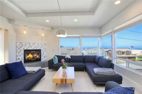 1850 Laurel Place, Cambria, CA 93428