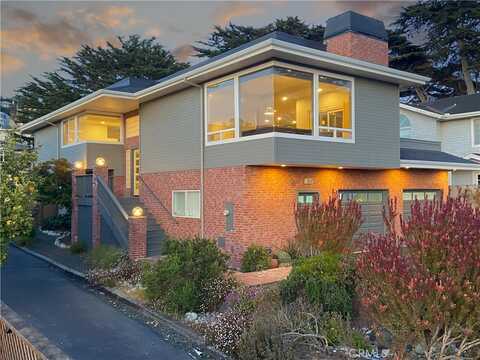 1850 Laurel Place, Cambria, CA 93428
