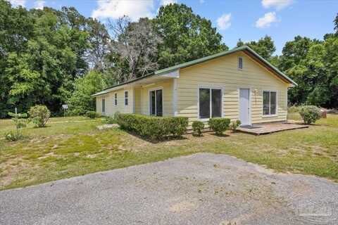 3950 Oakus Dr, Milton, FL 32583