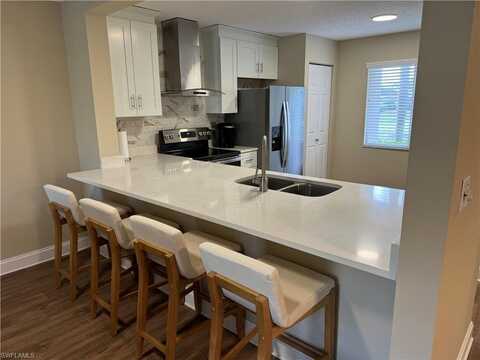 6945 Dennis, NAPLES, FL 34104