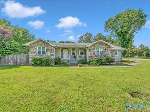 5116 Spring Creek Drive, Guntersville, AL 35976