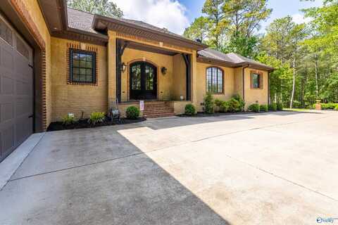 1805 Sibert Drive, Glencoe, AL 35905