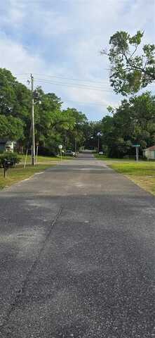 305 N 10TH STREET, Fernandina Beach, FL 32034