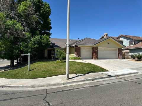 1715 Lake Way, Lancaster, CA 93534
