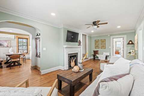 1745 BELMONTE Avenue, Jacksonville, FL 32207