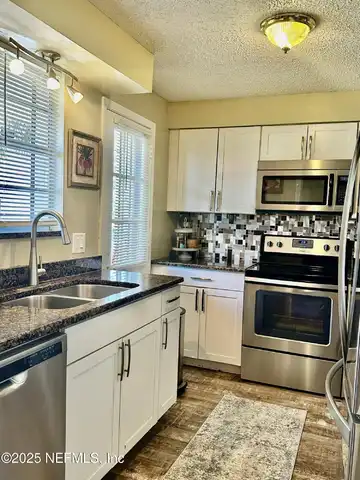 1540 EL PRADO Road, Jacksonville, FL 32216