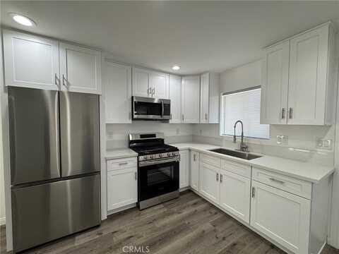 6838 Aura Avenue, Reseda, CA 91335