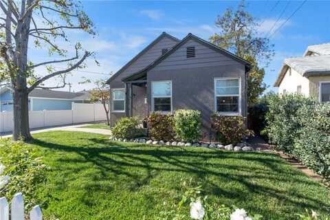 528 Cambridge, Orange, CA 92867