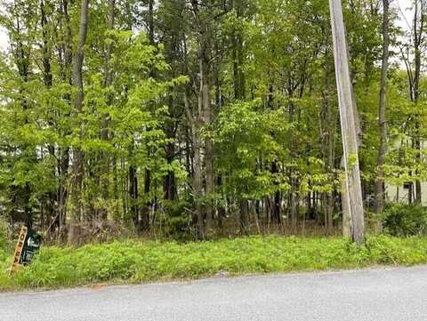 7 Kinney Ave, Mount Pocono, PA 18344