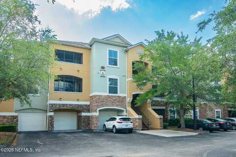 8539 W GATE Parkway unit: 424, Jacksonville, FL 32216