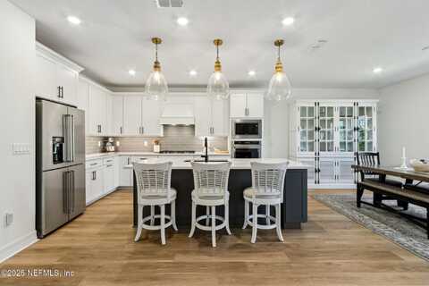 442 HAWTHORN PARK Circle, Yulee, FL 32097