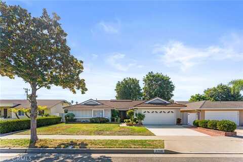 2706 E Athens Avenue, Orange, CA 92867