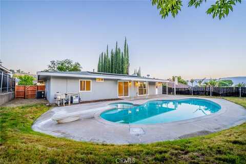 11595 Poplar Street, Loma Linda, CA 92354
