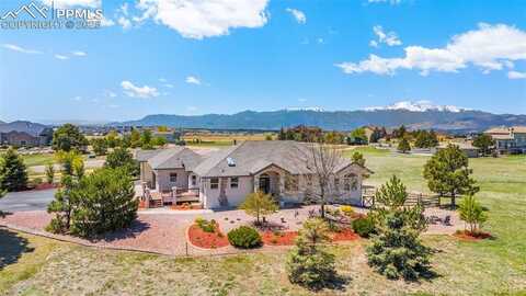 6996 Forestgate Drive, Colorado Springs, CO 80908
