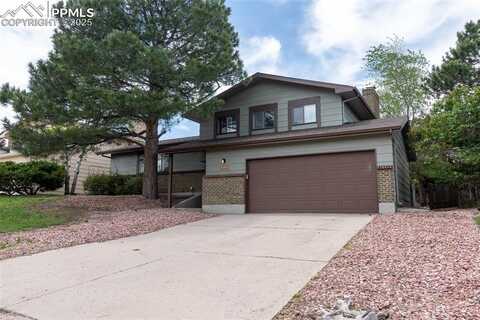 5233 Smokehouse Lane, Colorado Springs, CO 80917